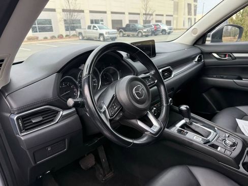 Used 2017 MAZDA CX-5 Touring image 13