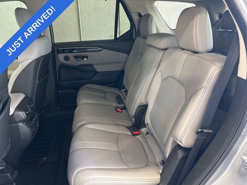 Used 2023 Honda Pilot EX-L image 6