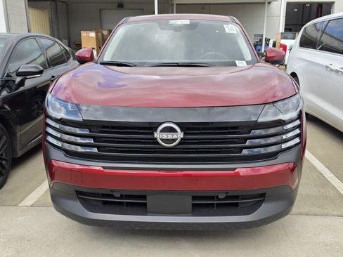Used 2025 Nissan Kicks SV FWD image 9