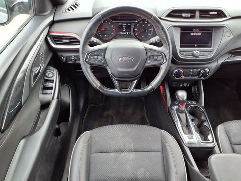 Used 2023 Chevrolet TrailBlazer RS AWD/4WD image 17