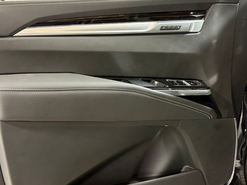 New 2026 Cadillac Escalade Luxury w/ Touring Package AWD/4WD image 11