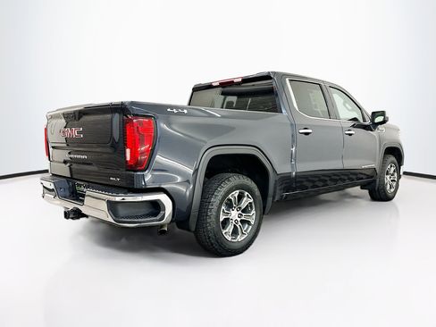 Used 2025 GMC Sierra 1500 SLT image 9