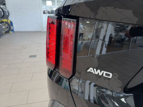 Used 2022 Kia Sorento X-Line EX image 7