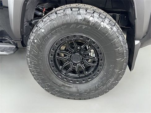 New 2025 Toyota 4Runner TRD Off-Road Premium image 31