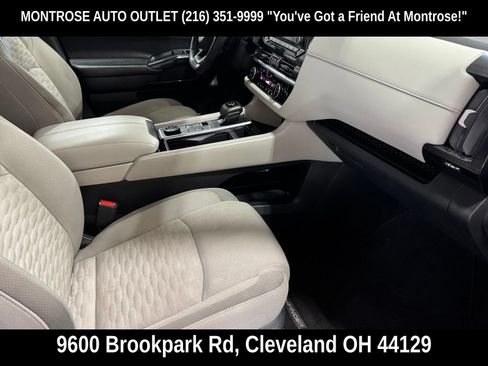 Used 2023 Nissan Pathfinder SV AWD/4WD image 48