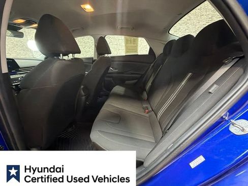 Certified 2024 Hyundai Elantra SEL FWD image 17