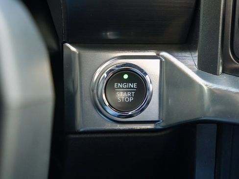 Used 2023 Ford F150 Lariat image 27