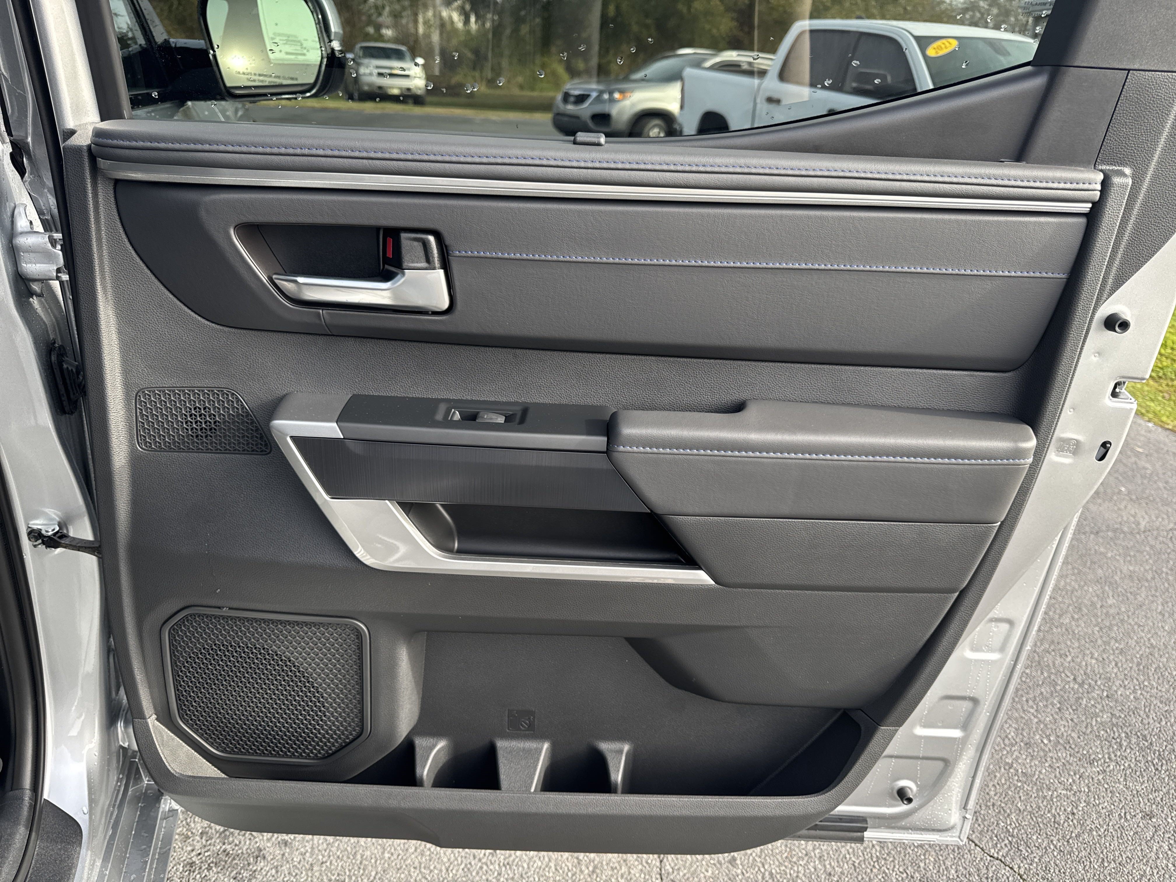 New 2025 Toyota Tundra Platinum AWD/4WD image 34