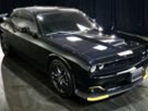 Used 2022 Dodge Challenger GT w/ Blacktop Package AWD/4WD image 5
