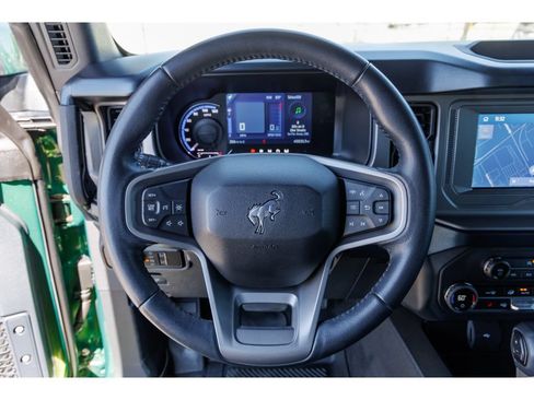 Used 2023 Ford Bronco Outer Banks AWD/4WD image 18