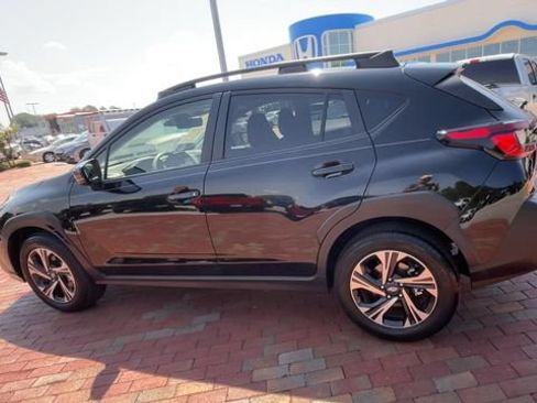 Used 2024 Subaru Crosstrek 2.0i Premium AWD/4WD image 7