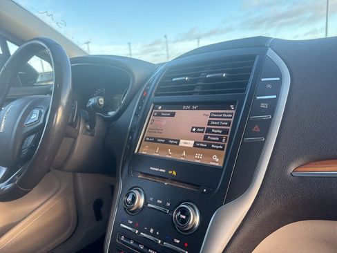 Used 2019 Lincoln MKC Select w/ Select Plus Package image 13