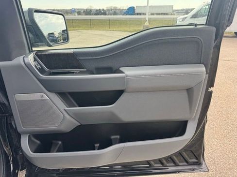 Used 2022 Ford F150 Lariat w/ Equipment Group 502A High image 34