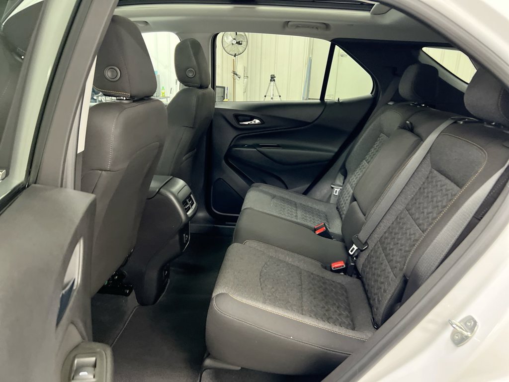 Used 2024 Chevrolet Equinox LT AWD/4WD image 23