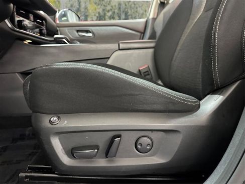 Used 2021 Nissan Rogue SV AWD/4WD image 17