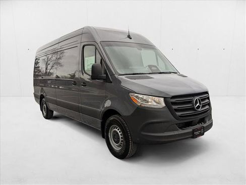 New 2025 Mercedes-Benz Sprinter 2500 image 3