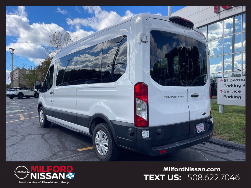 Used 2024 Ford Transit 350 XLT RWD image 3