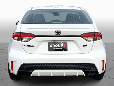 Used 2022 Toyota Corolla SE image 4