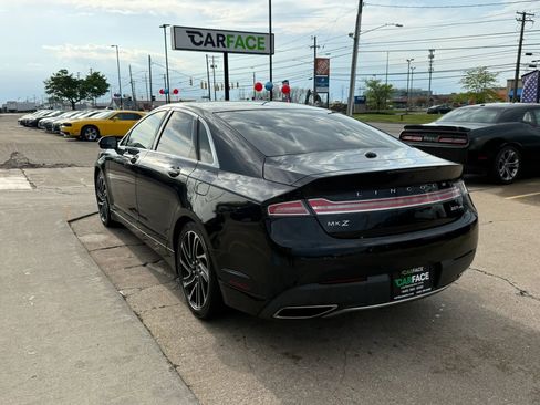 Used 2020 Lincoln MKZ AWD w/ Convenience Package image 9