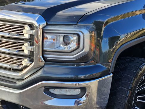 Used 2018 GMC Sierra 1500 SLT w/ SLT Premium Package RWD image 7