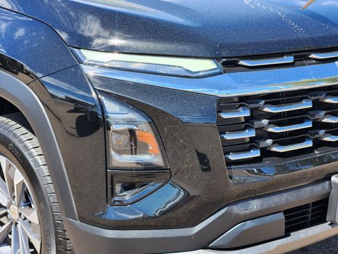 Used 2025 Chevrolet Equinox LT w/ Convenience Package II AWD/4WD image 6