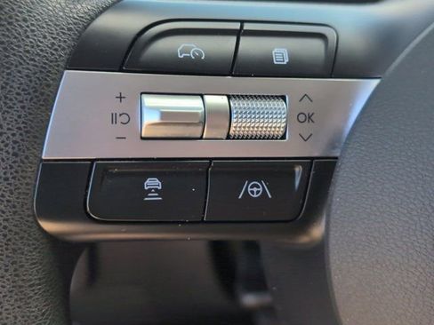 Used 2025 Hyundai Sonata SEL FWD image 20