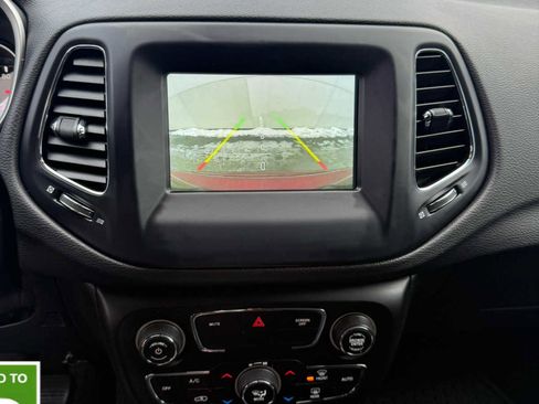 Certified 2021 Jeep Compass Latitude w/ Convenience Group image 22