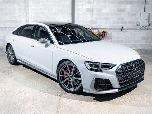 Used 2023 Audi S8 4.0 TFSI image 28