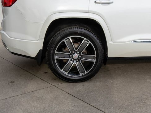 Used 2017 GMC Acadia Denali w/ Technology Package image 39