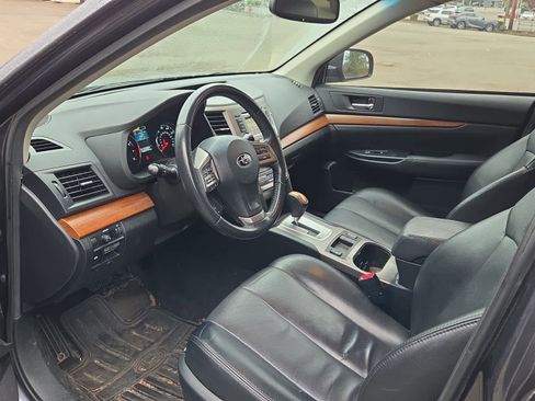 Used 2013 Subaru Outback 3.6R Limited w/ Moonroof Pkg image 6