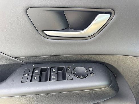 New 2026 Hyundai Kona SEL Premium FWD image 15
