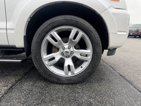 Used 2010 Ford Explorer Limited image 14