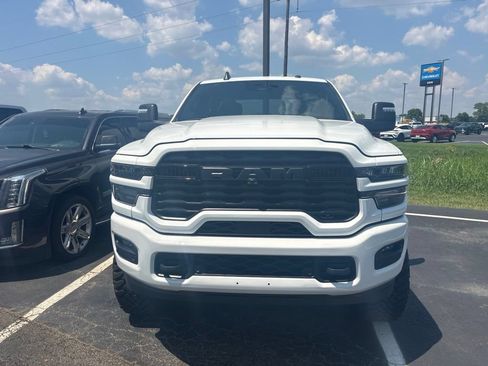 Used 2026 RAM 2500 Big Horn AWD/4WD image 7