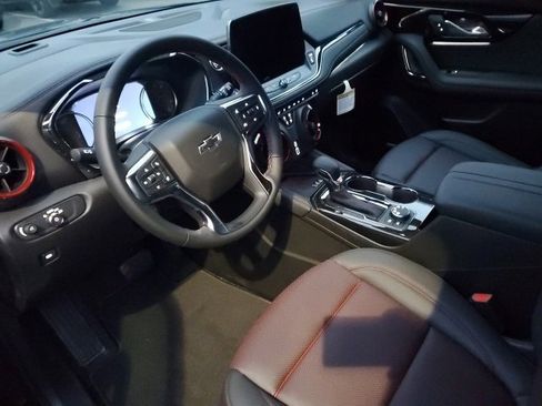 New 2025 Chevrolet Blazer RS w/ Enhanced Convenience Package image 7