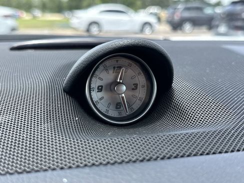 Used 2015 Mercedes-Benz SL 550 image 19