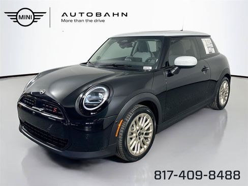 Used 2025 MINI Cooper S FWD image 1