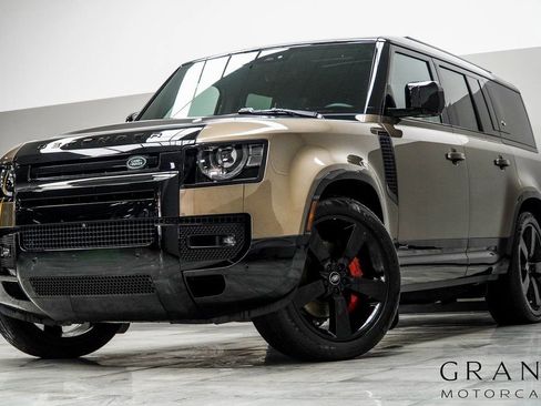 Used 2024 Land Rover Defender 130 X image 1