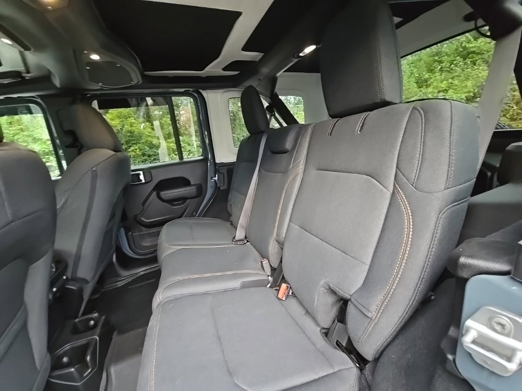 Used 2026 Jeep Wrangler Unlimited Sport AWD/4WD image 21