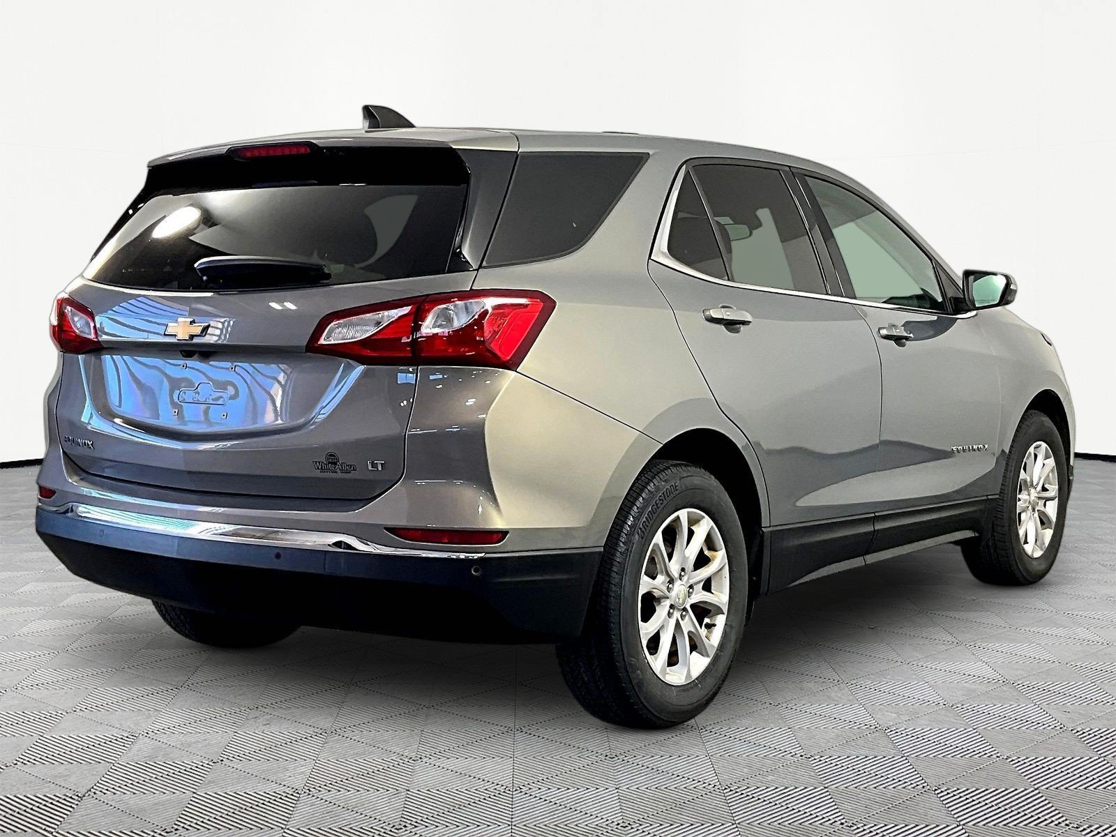 Used 2018 Chevrolet Equinox LT FWD image 6