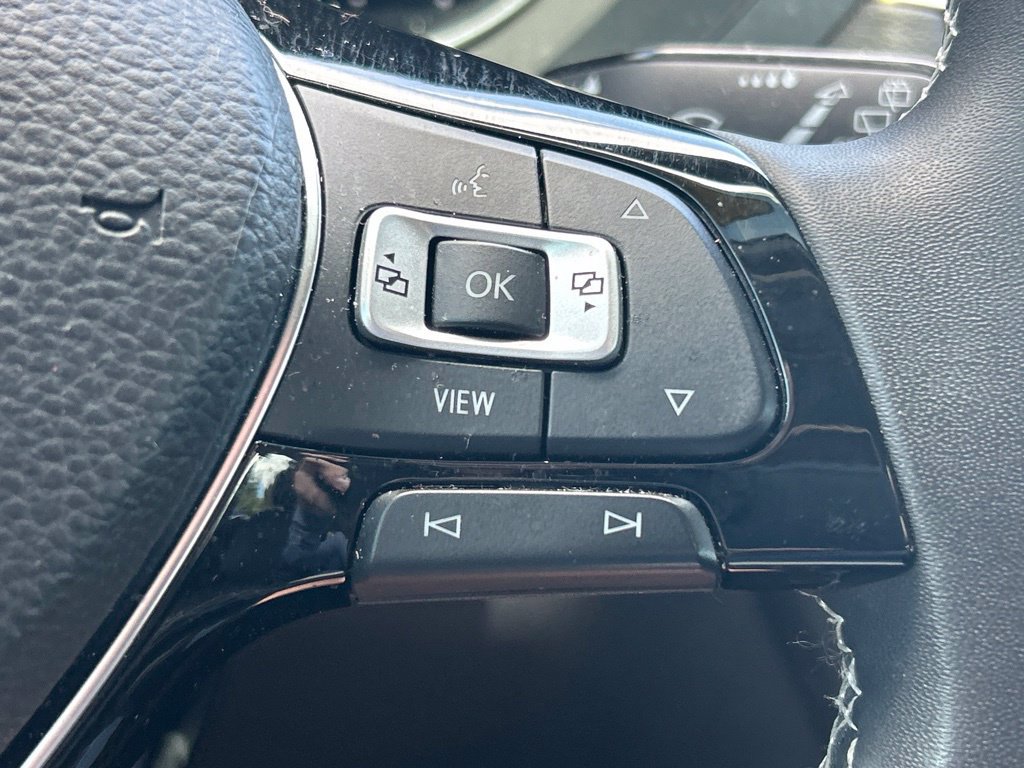Used 2021 Volkswagen Tiguan SE FWD image 27