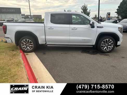 Used 2026 GMC Sierra 1500 Denali AWD/4WD image 3
