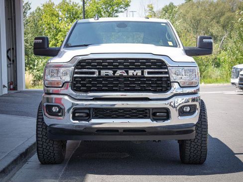 Used 2023 RAM 3500 Big Horn w/ Level 1 Equipment Group image 9