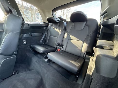 Used 2020 Volvo XC90 T8 Momentum image 26