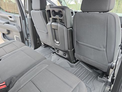 Used 2024 GMC Sierra 1500 Elevation image 11