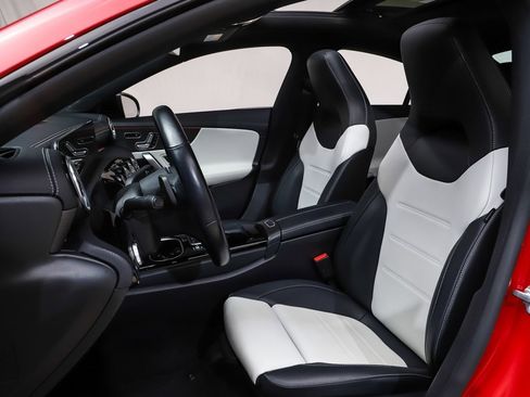 Certified 2023 Mercedes-Benz CLA 250 4MATIC image 8