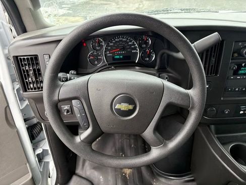Used 2024 Chevrolet Express 2500 w/ Driver Convenience Package image 34