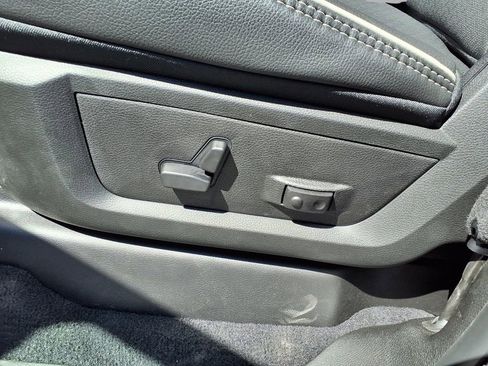 New 2026 RAM 2500 Laramie w/ Night Edition AWD/4WD image 21