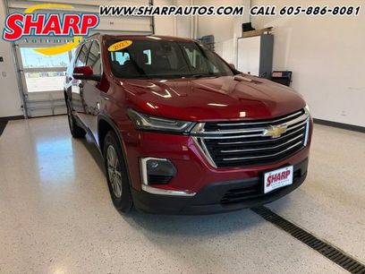 Used 2023 Chevrolet Traverse LT