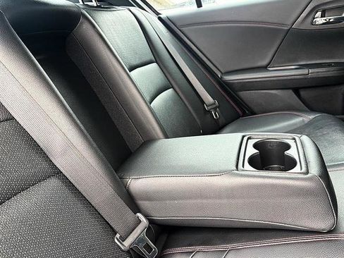 Used 2017 Honda Accord Sport Special Edition image 35
