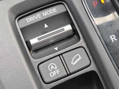 Used 2024 Honda CR-V EX image 10